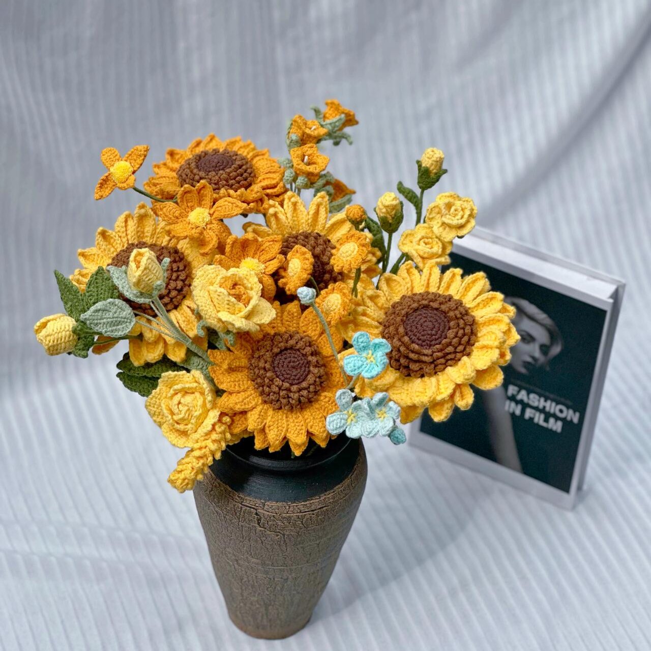 Lilyrosy Crochet sunflower flowers in vase