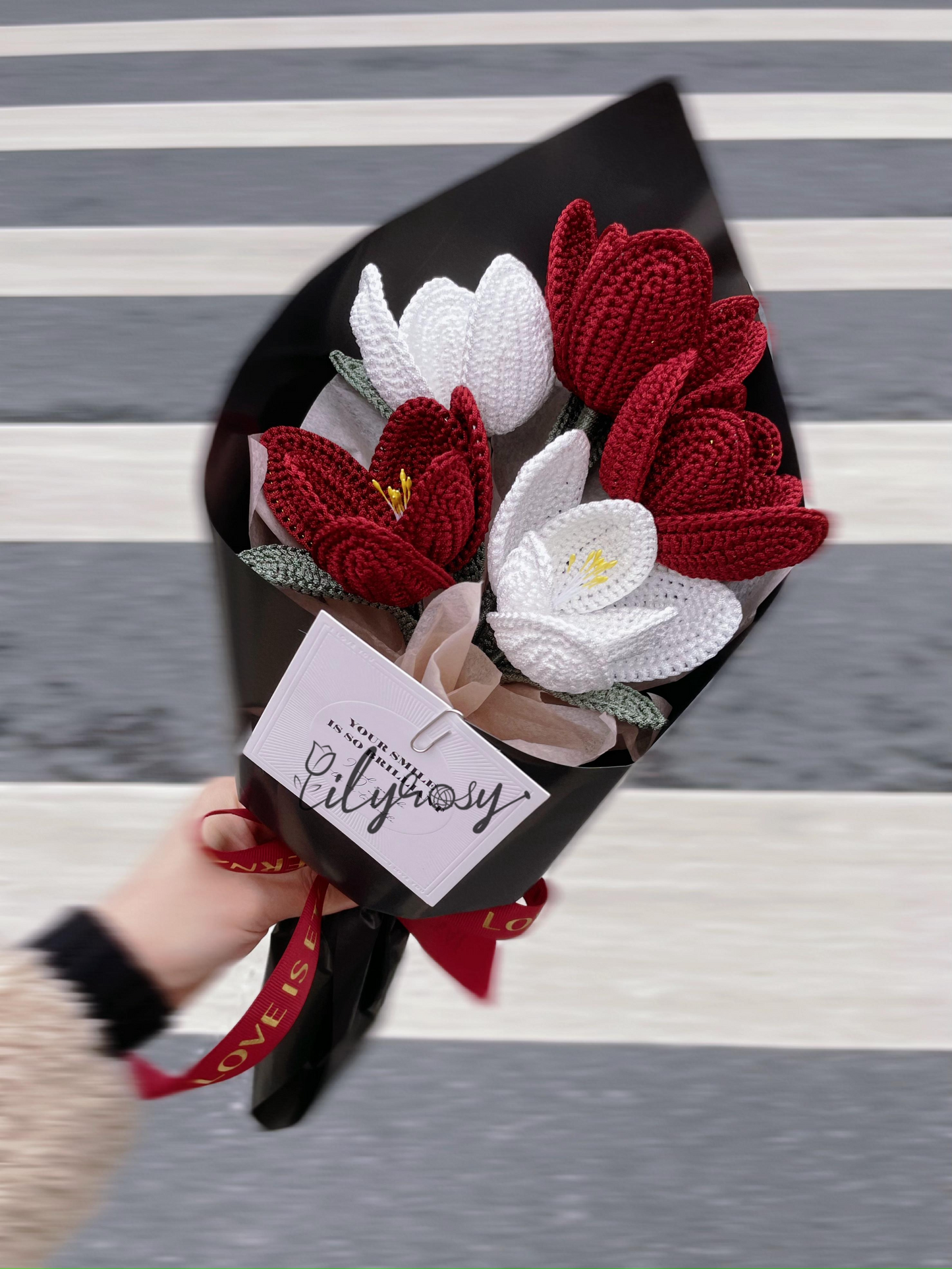 BEST SELLER  Crochet tulip bouquet ,gift for girlfriend/friend/mom,valentines day gifts