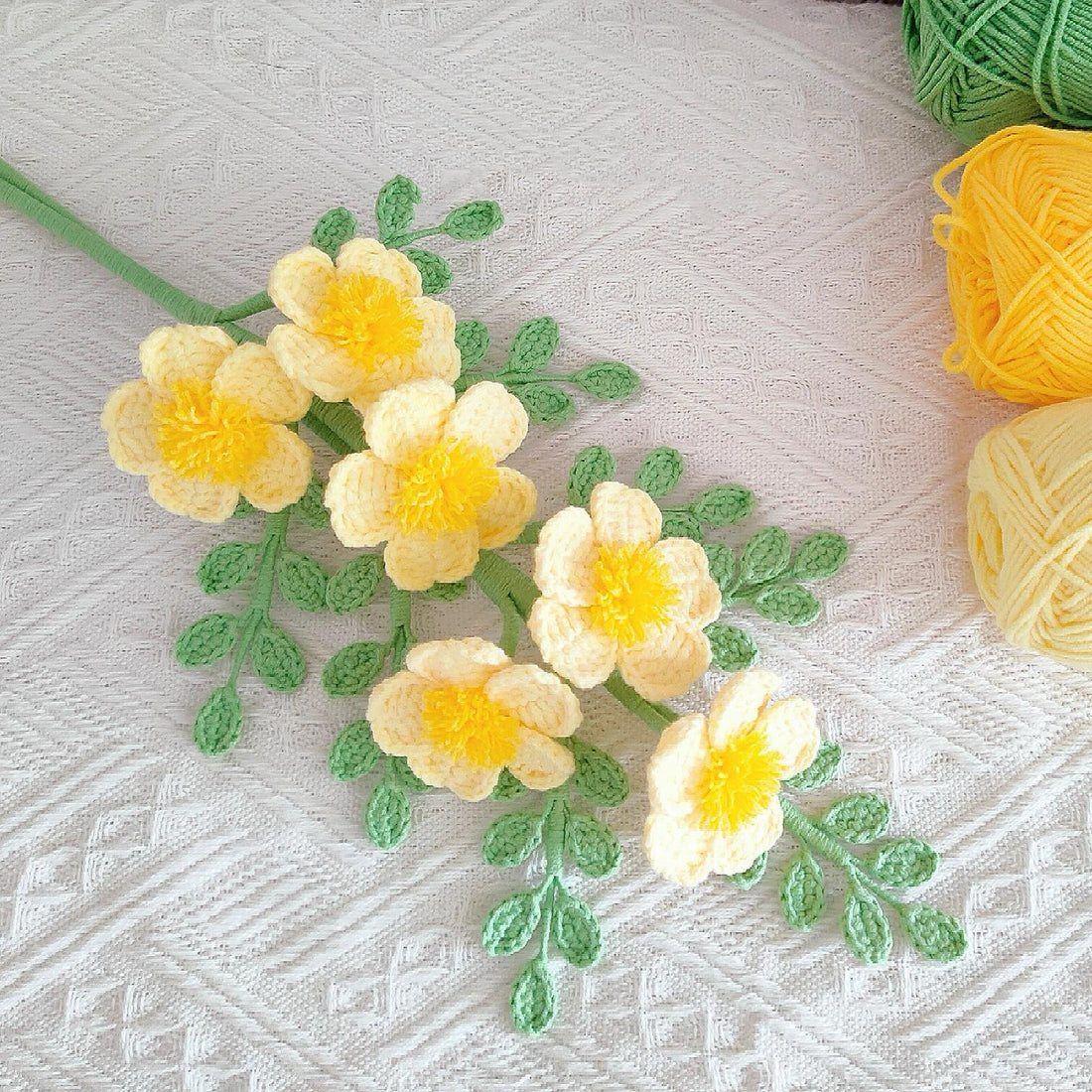 Lilyrosy crochet yellow roses patterns with step by step video tutorial