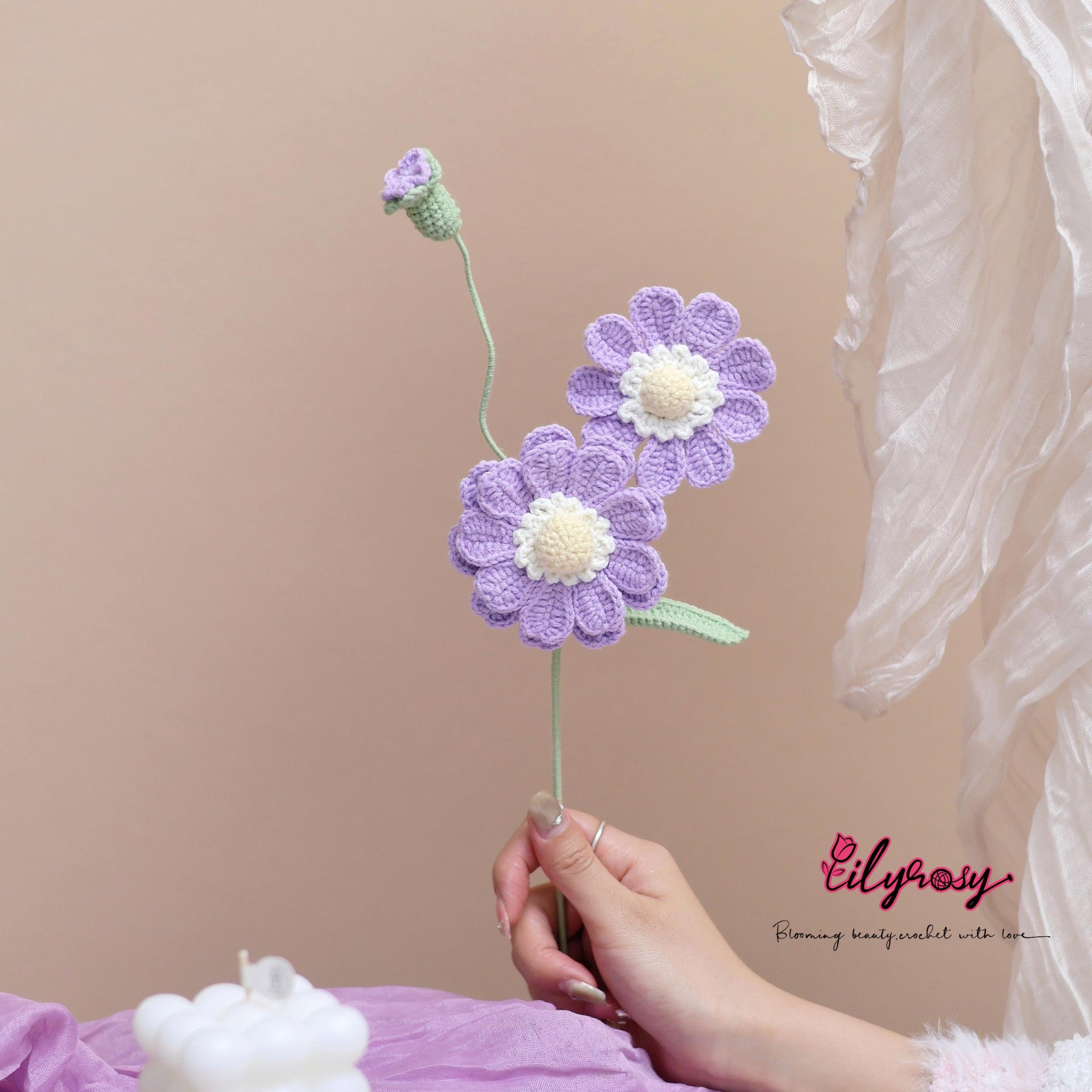 Lilyrosy crochet zinna pattern with step by step video tutorial