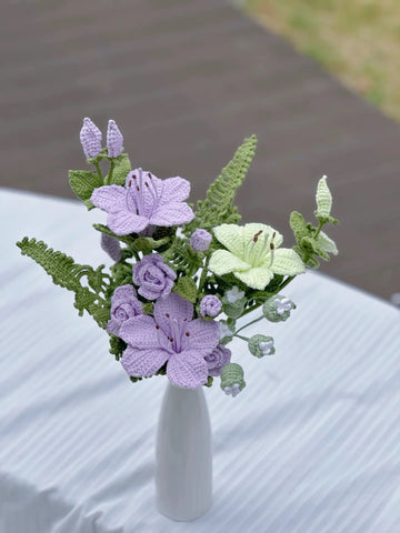 Lilyrosy Crochet purple flowers in vase