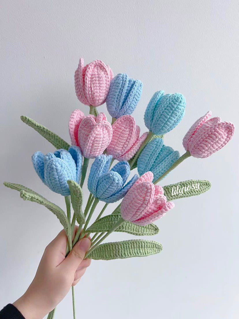 LilyrosyCrochet Tulip Bouquet ,Graduation, Birthday, Anniversary Wedding, Valentine's Gift for Her