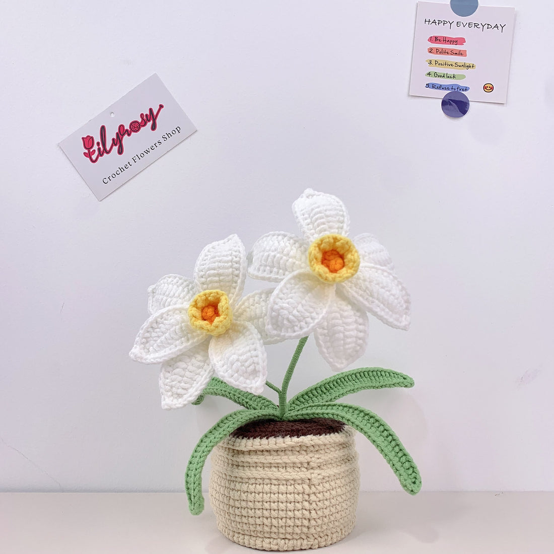 Handmade Crochet narcissus flowers plant Pots, hoilday gifts,home decor