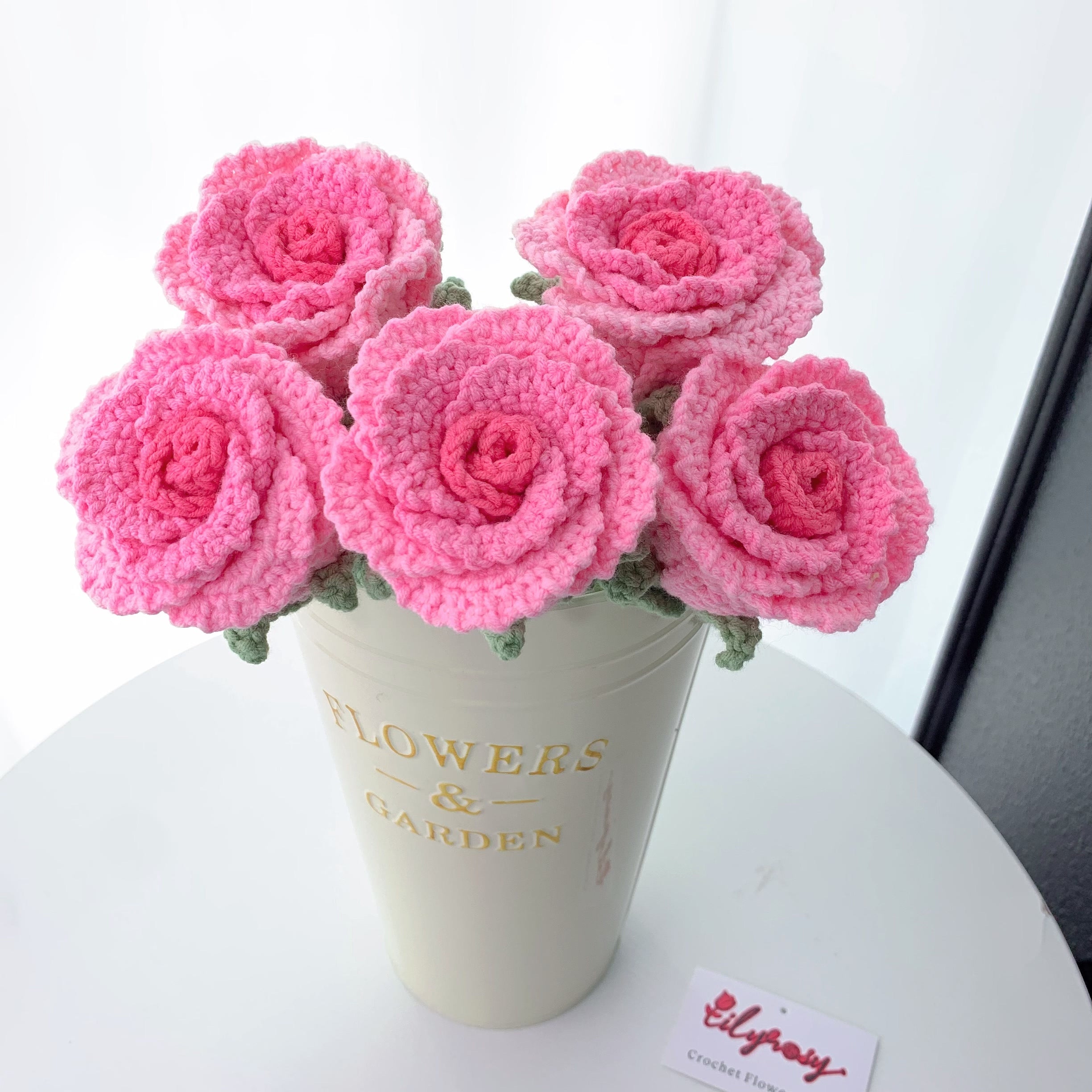 Lilyrosy Crochet main flower in floral arrangement – Lilyrosy LLC