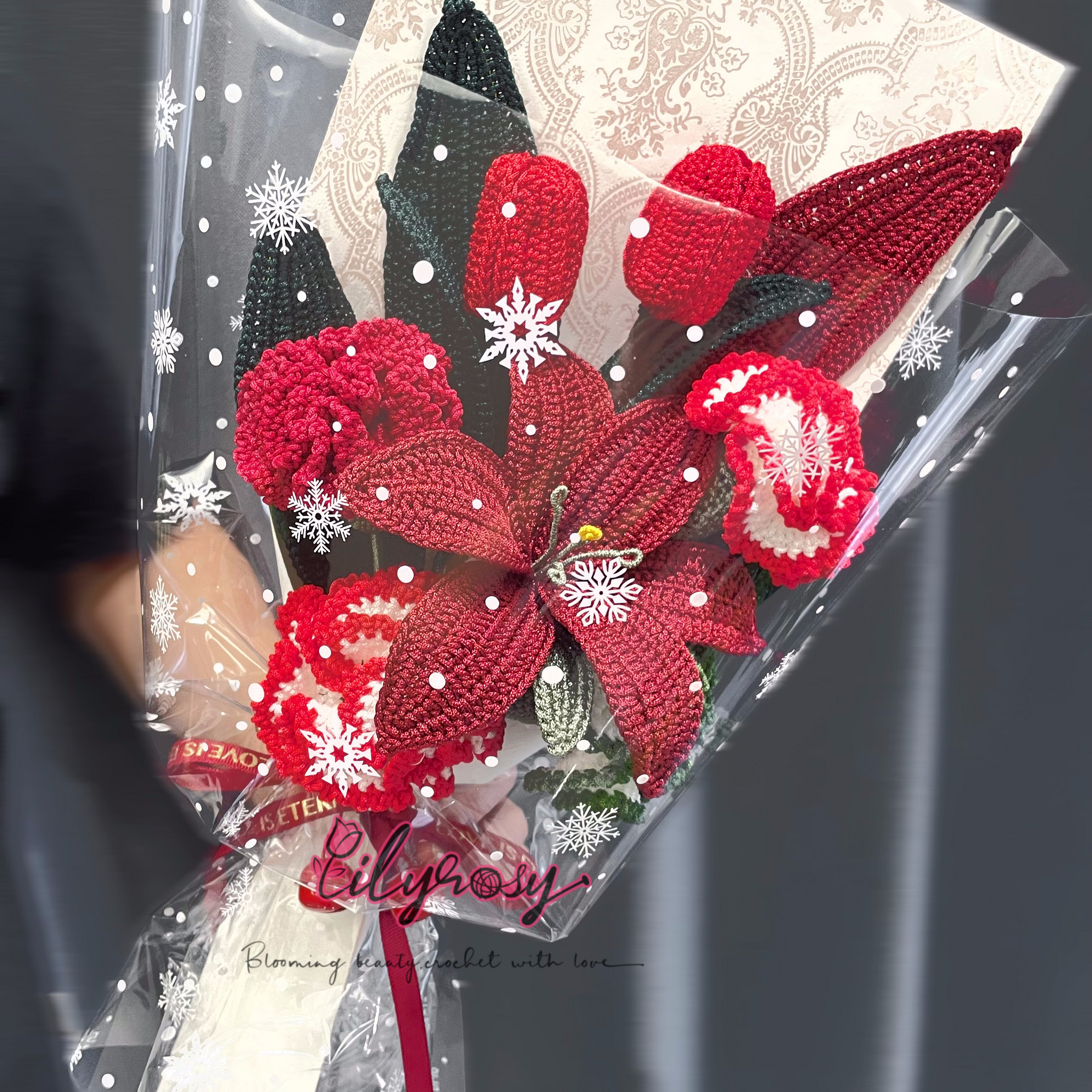 LilyRosy Crochet Christmas Lily Bouquet