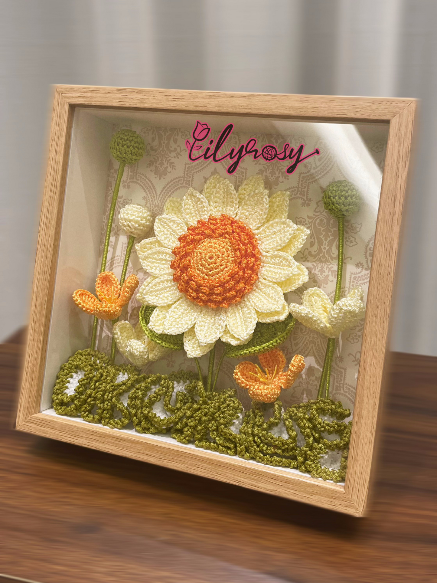 Handmade gifts|Crochet sunflowers photo frame ,table  Decor, Office decor,home decor