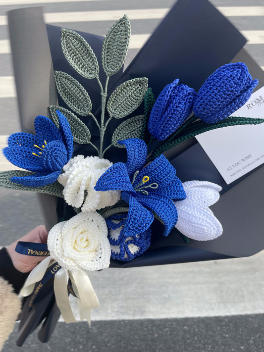 Unique|Crochet blue bouquet ,gift for girlfriend/friend/mom/him,valentines day gifts